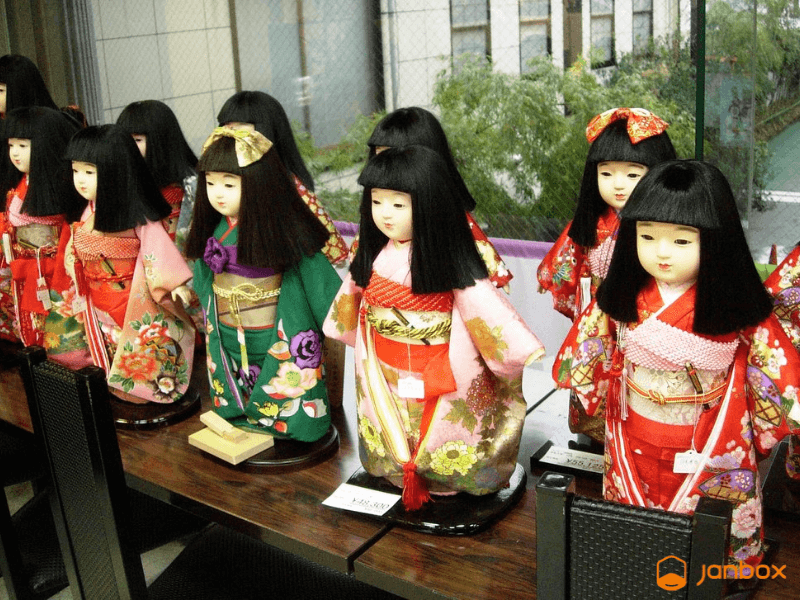  Ichimatsu Dolls