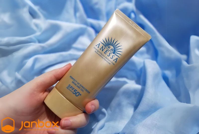 What-Anessa-Sunscreen-is-Best-for-Your-Skin-Type